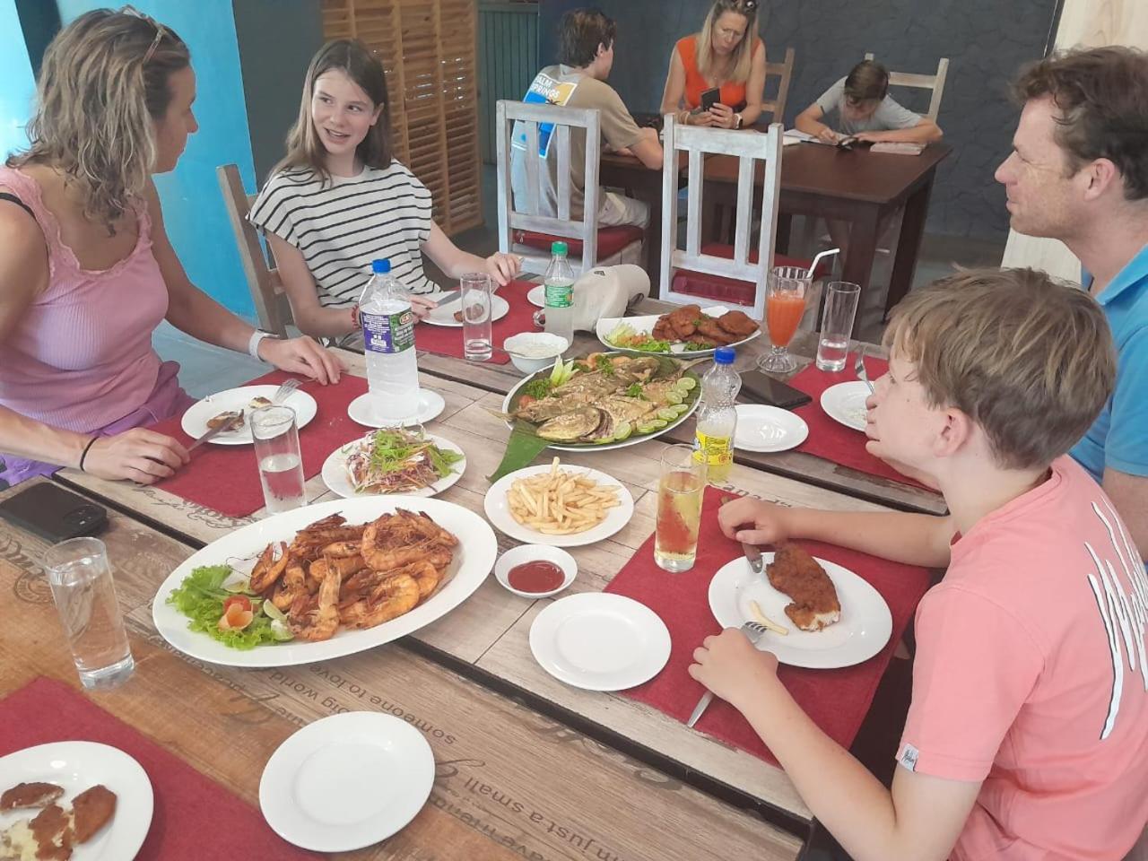 Morning Star Resorts Negombo Dış mekan fotoğraf